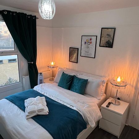 Luxury 1Bed Holiday Flat-10 Minutes From London Bridge & 3Mins Walk To Lewisham Dlr Apartment Exterior photo